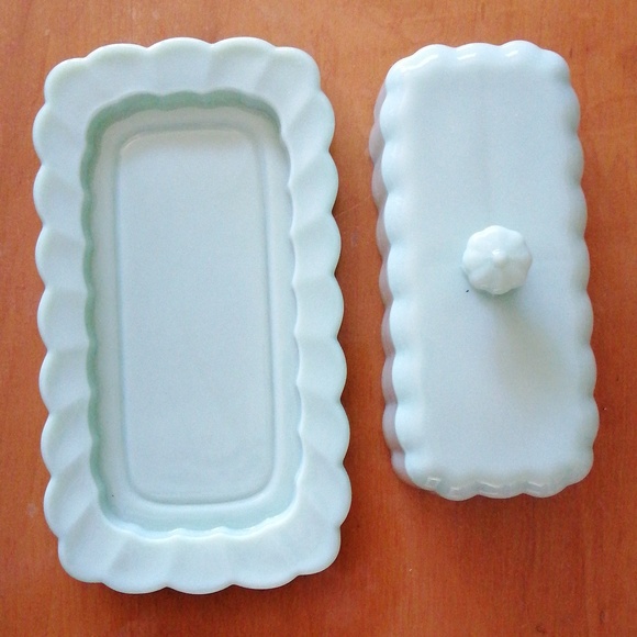 Pioneer Woman Timeless Beauty Butter Dish Jade Jadeite Green w Lid - Picture 3 of 4